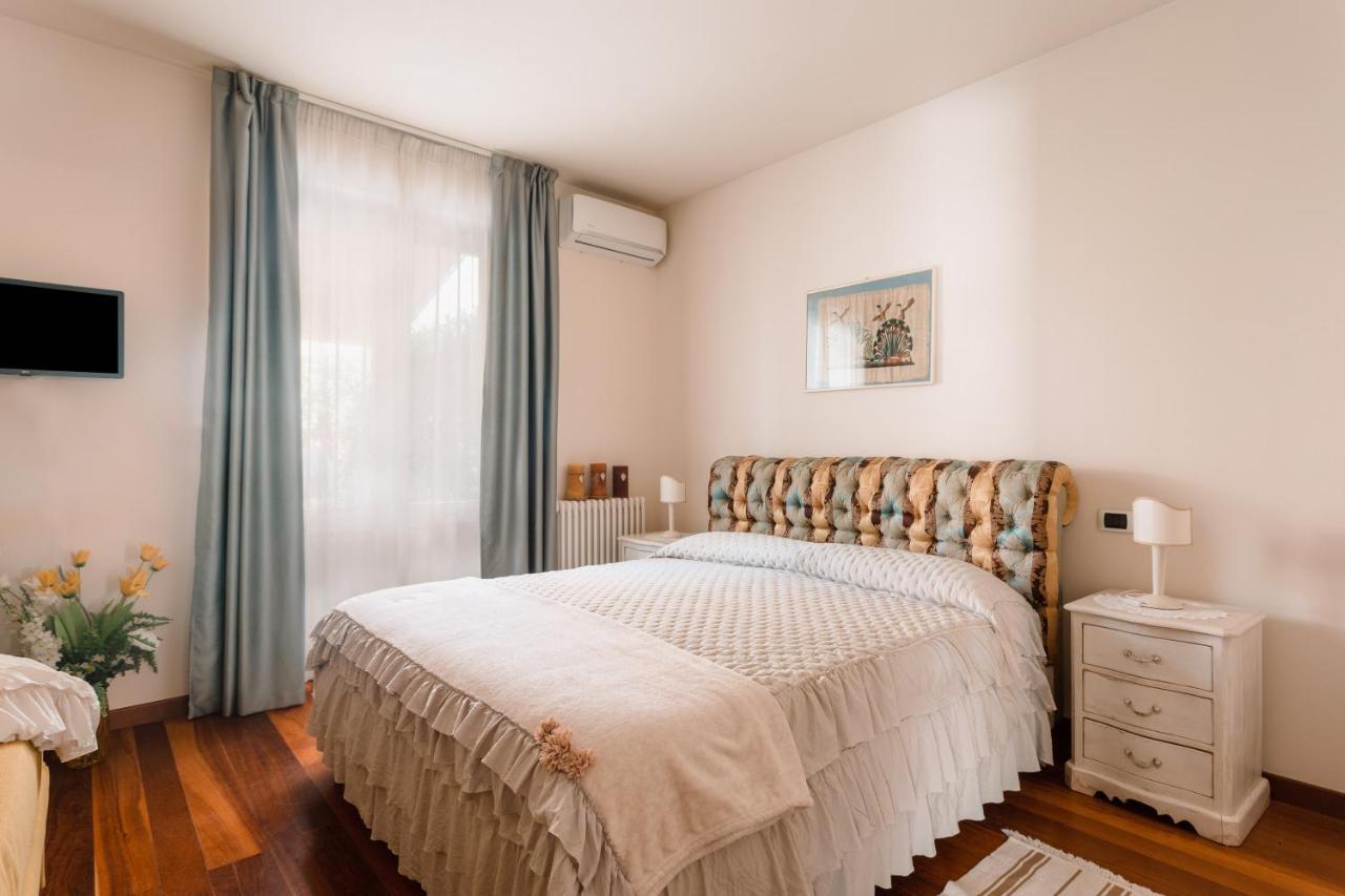Villa Diletta B&B Forte dei Marmi Exteriör bild