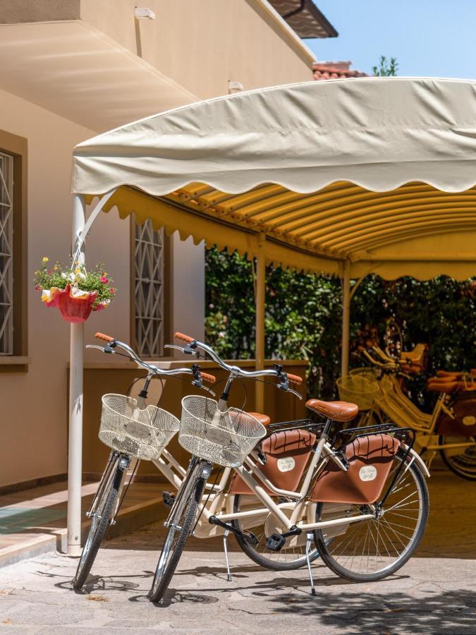 Villa Diletta B&B Forte dei Marmi Exteriör bild