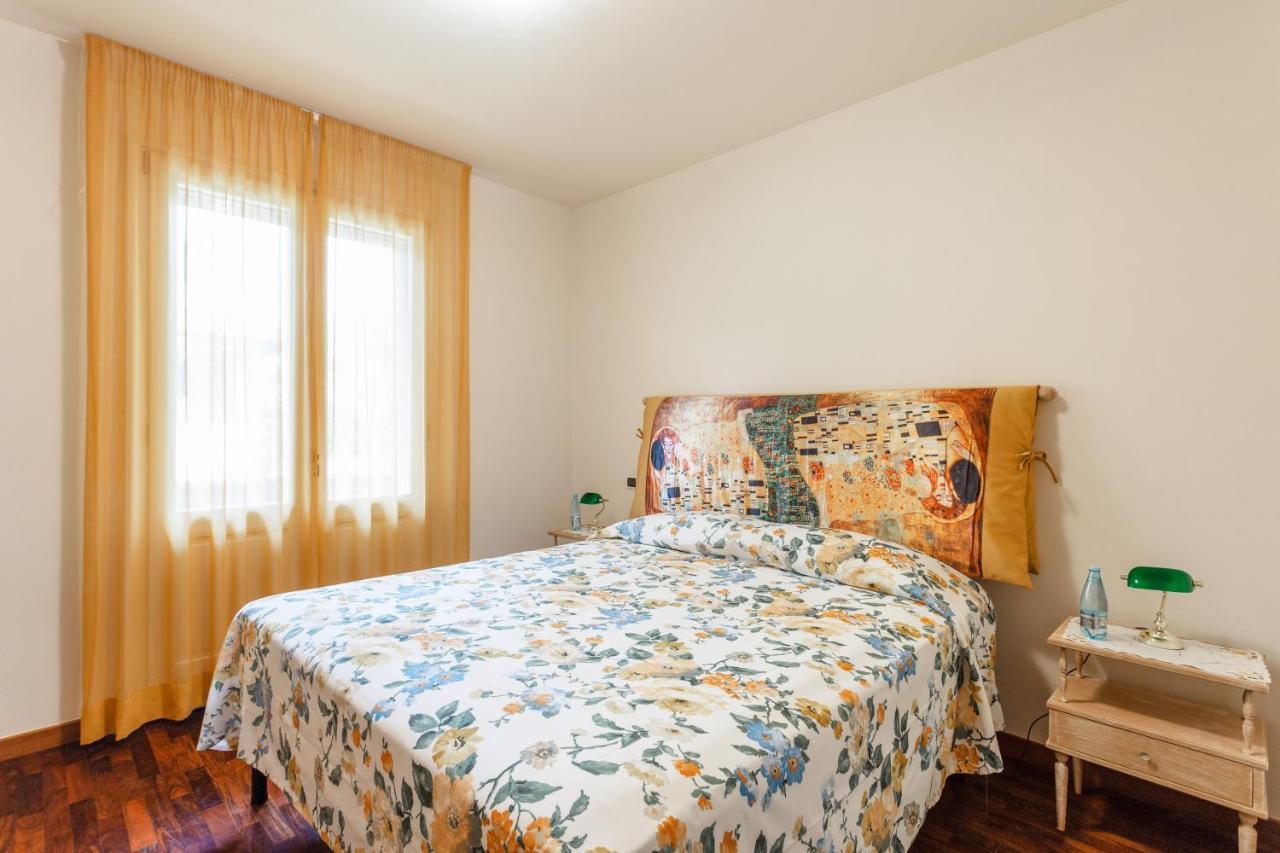 Villa Diletta B&B Forte dei Marmi Exteriör bild