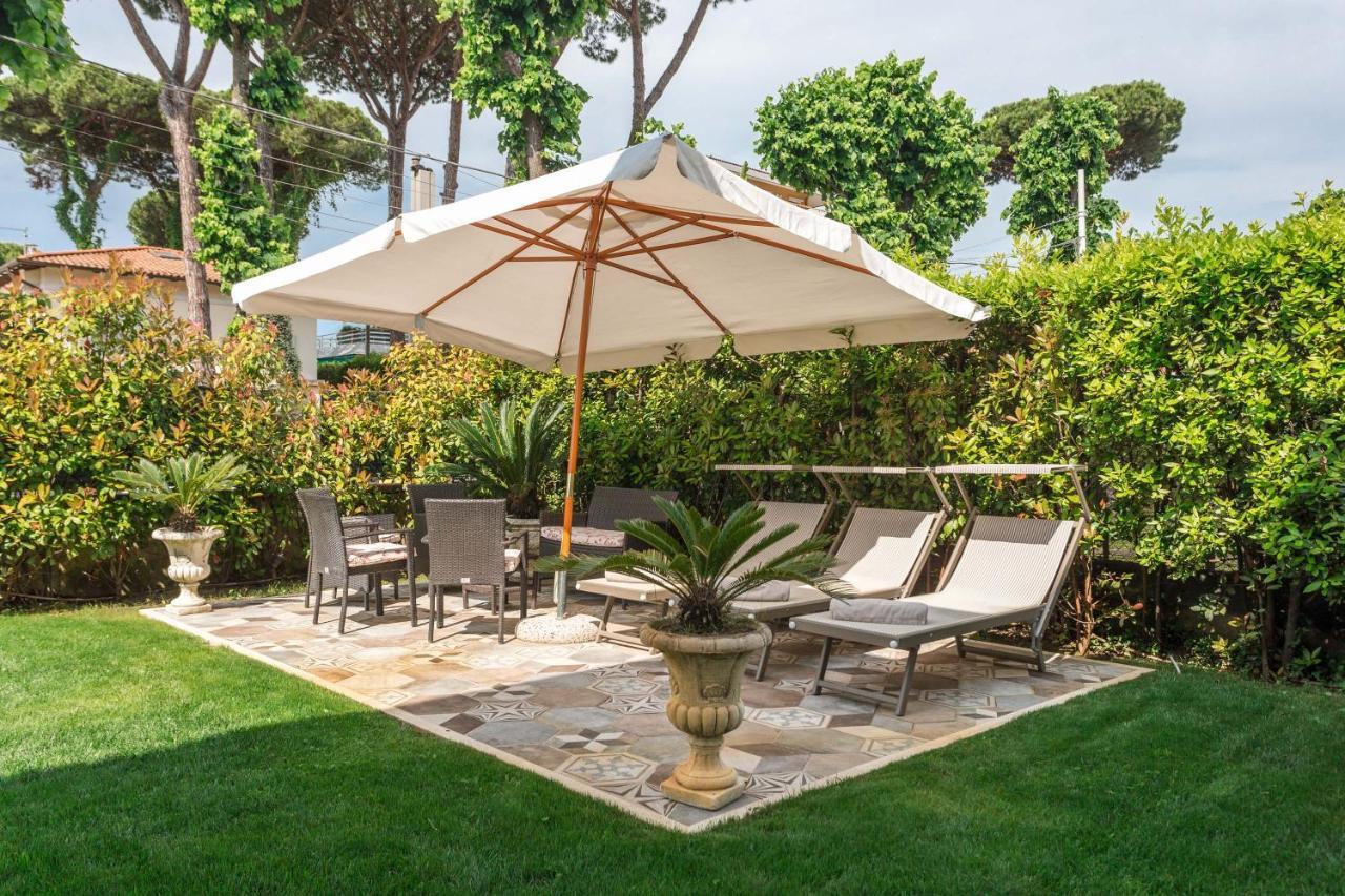 Villa Diletta B&B Forte dei Marmi Exteriör bild